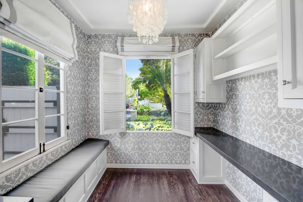 House for rent at 11553 Otsego St, North Hollywood, CA 91601