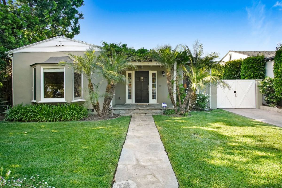 House for rent at 11553 Otsego St, North Hollywood, CA 91601