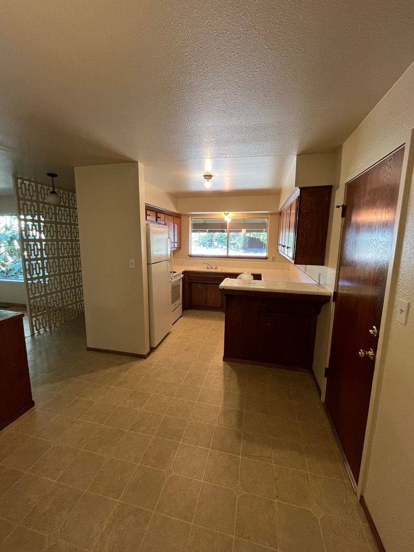 Apartment for rent at 1403-1405 Anderson Rd, Davis, CA 95616