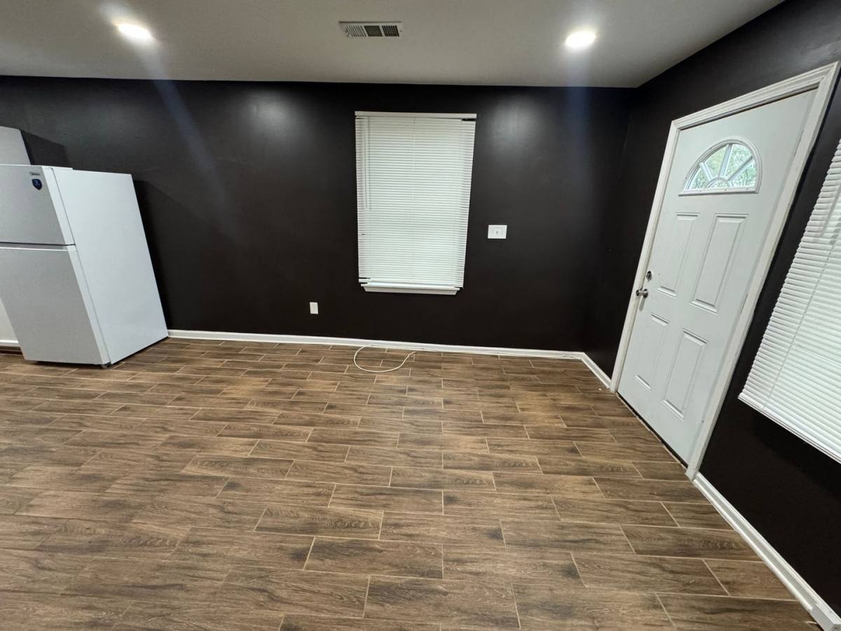Townhouse for rent at 1555 Swan Ave, Baton Rouge, LA 70807