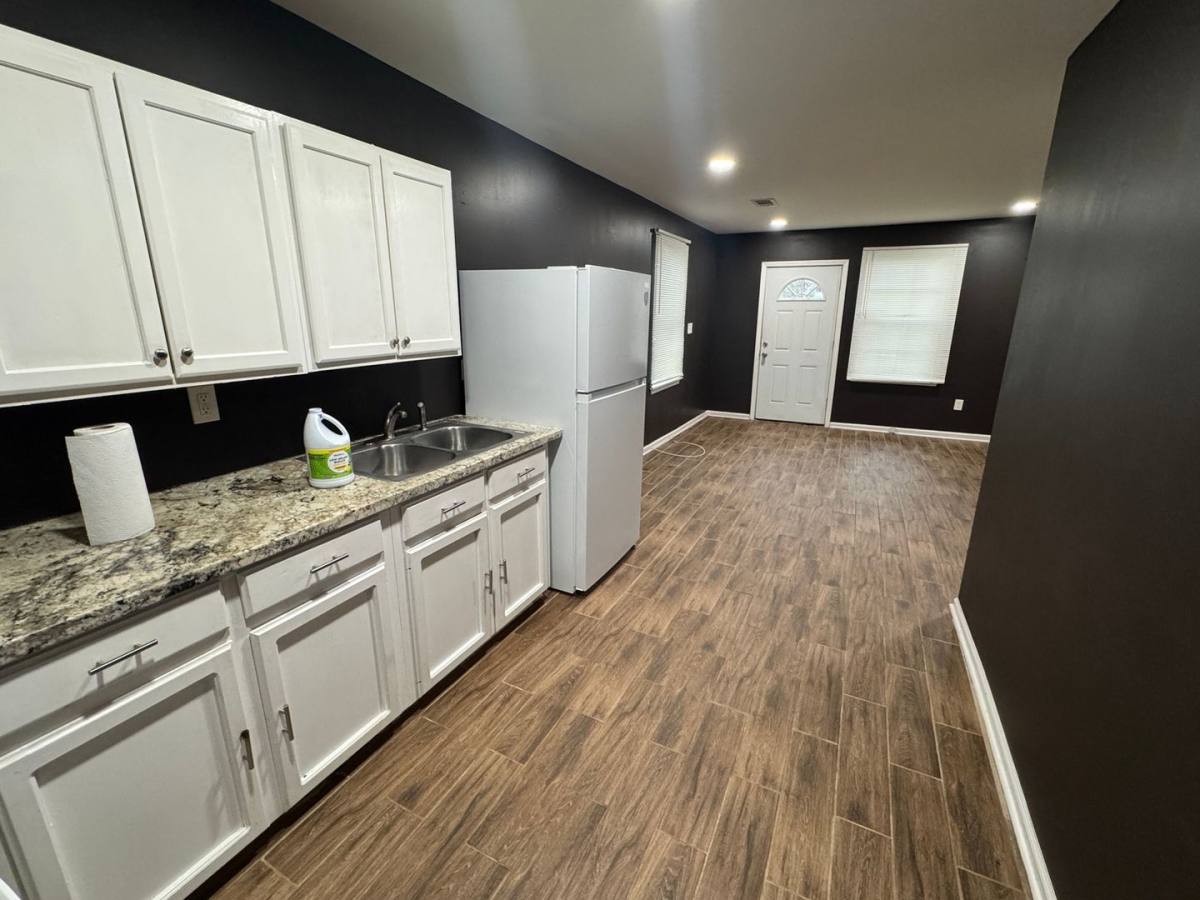 Townhouse for rent at 1555 Swan Ave, Baton Rouge, LA 70807