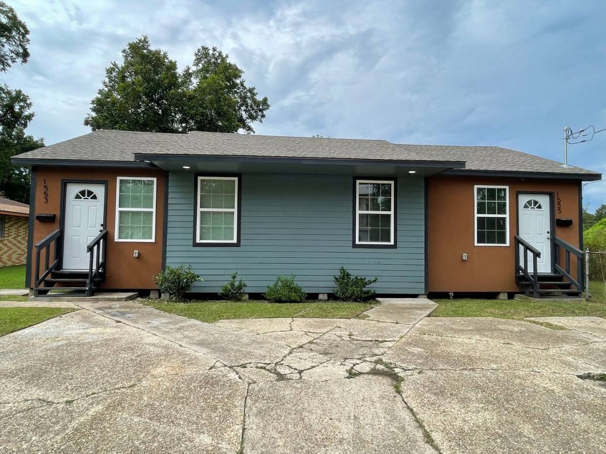 Townhouse for rent at 1555 Swan Ave, Baton Rouge, LA 70807