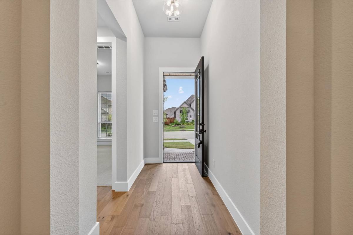 House for rent at 4123 Windy Point Rd, Little Elm, TX 75068