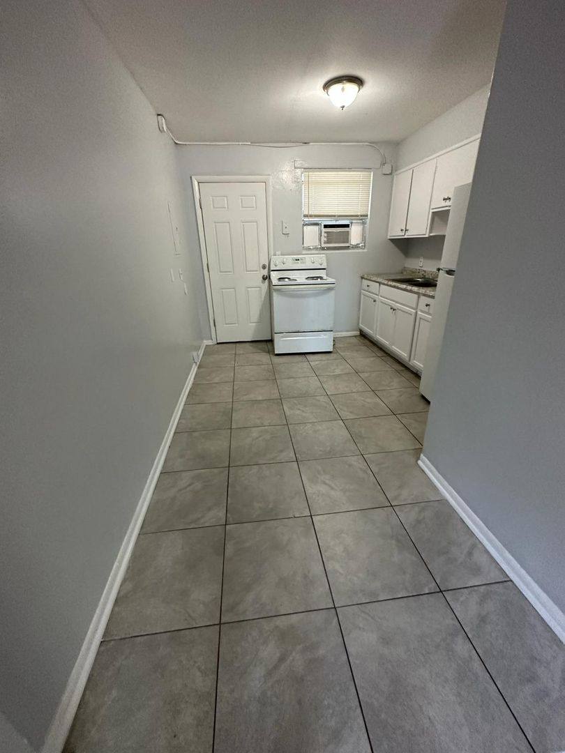 Apartment for rent at 2012 Palafox St, Jacksonville, FL 32209