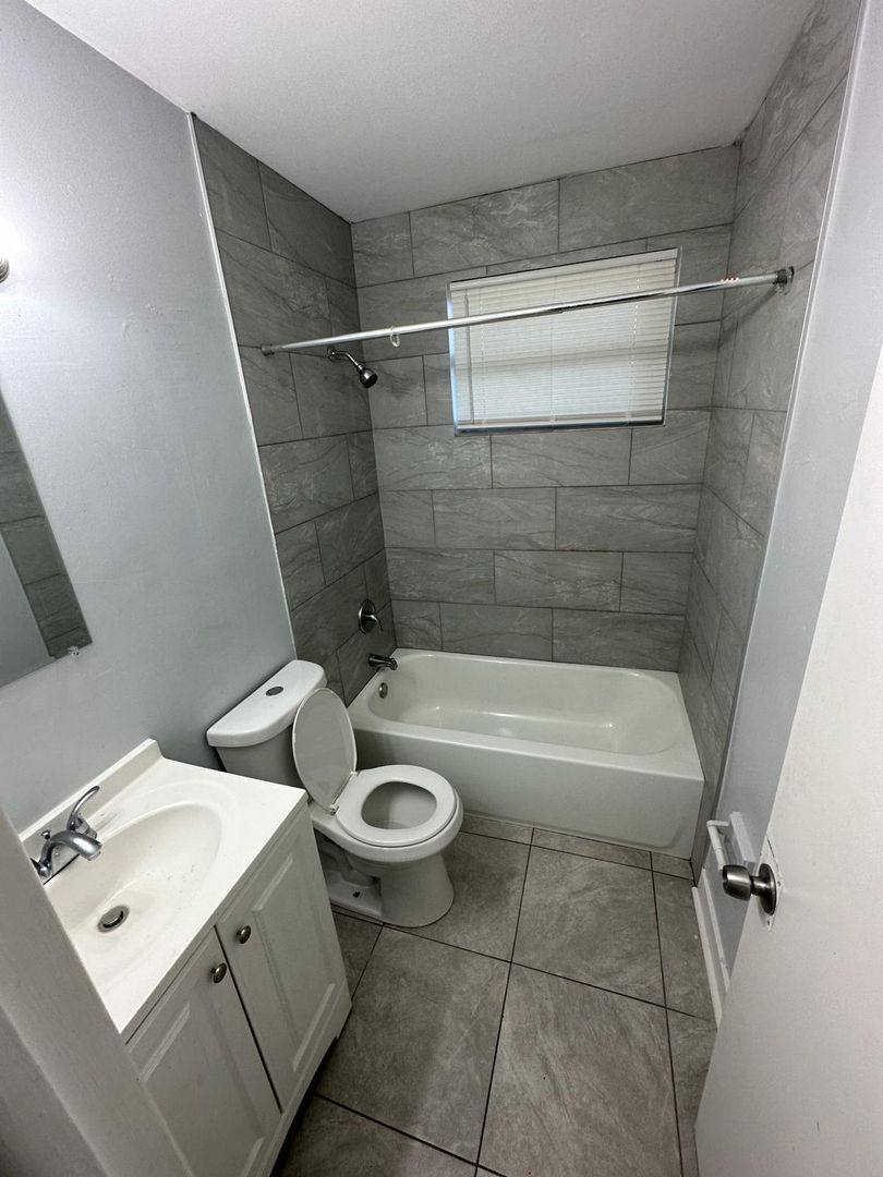 Apartment for rent at 2012 Palafox St, Jacksonville, FL 32209