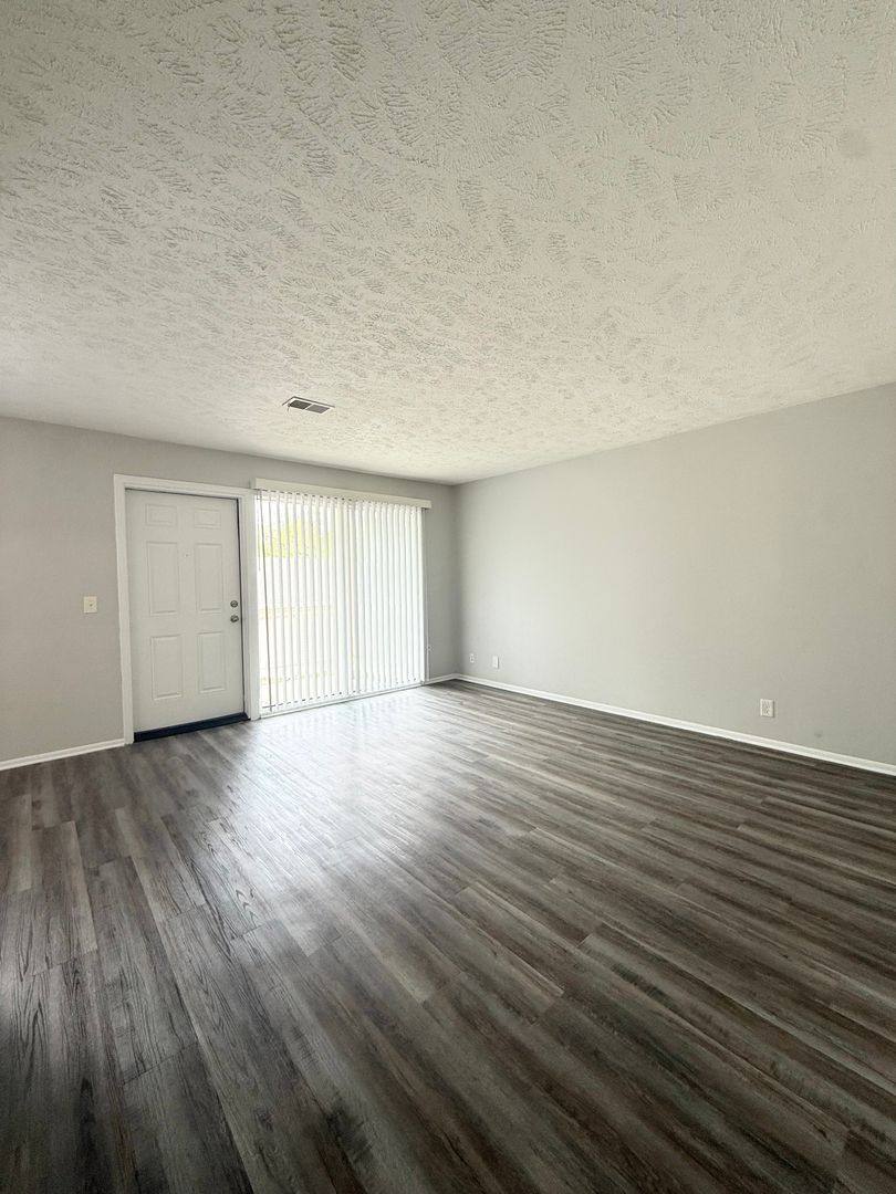 Apartment for rent at 11706 Arbor St, Omaha, NE 68144