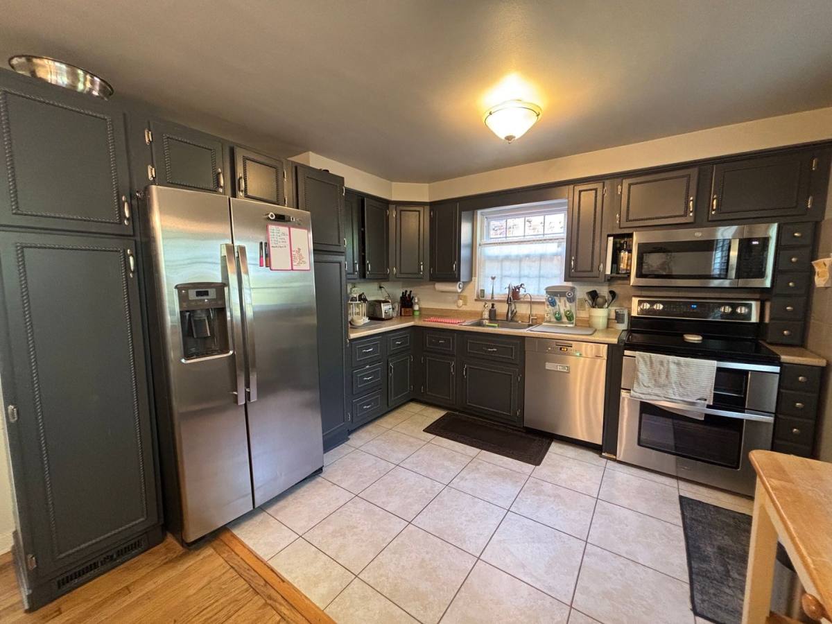 House for rent at 217 Roycroft Ave, Pittsburgh, PA 15234