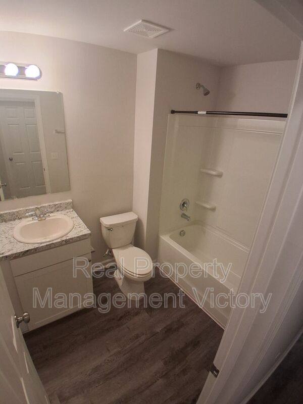 House for rent at 12516 Waterbury Way, Moundville, AL 35474