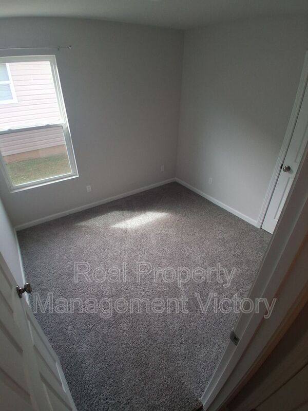 House for rent at 12516 Waterbury Way, Moundville, AL 35474