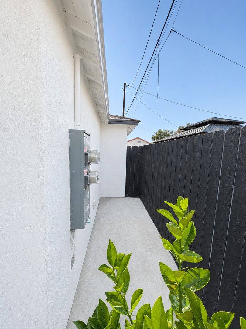 House for rent at 2886 Sumner Ave, Pomona, CA 91767
