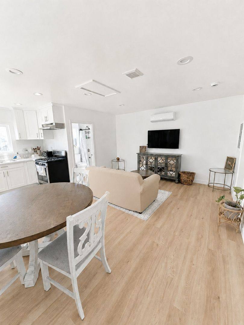 House for rent at 2886 Sumner Ave, Pomona, CA 91767