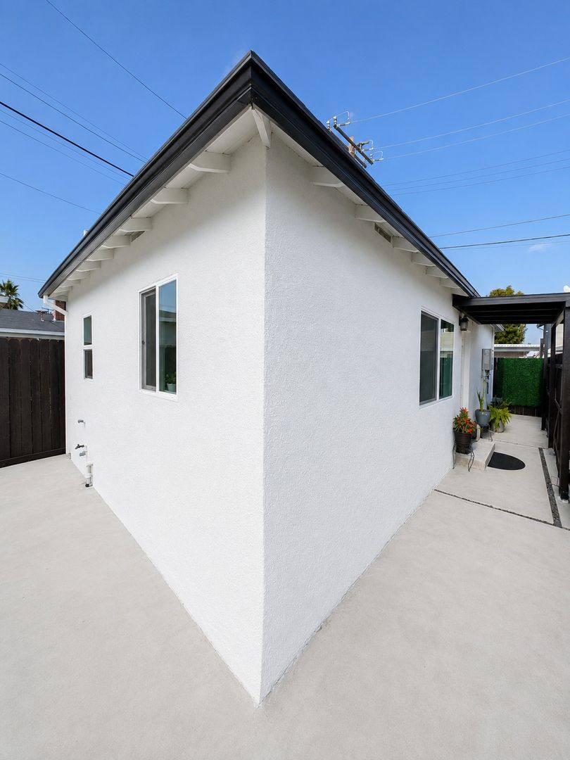 House for rent at 2886 Sumner Ave, Pomona, CA 91767