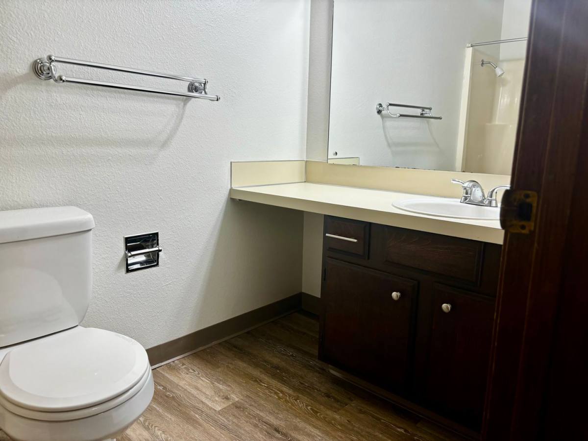 Apartment for rent at 17120 15th Ave NE, Seattle, WA 98155