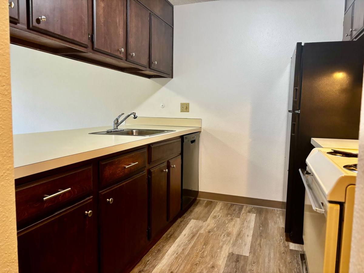 Apartment for rent at 17120 15th Ave NE, Seattle, WA 98155