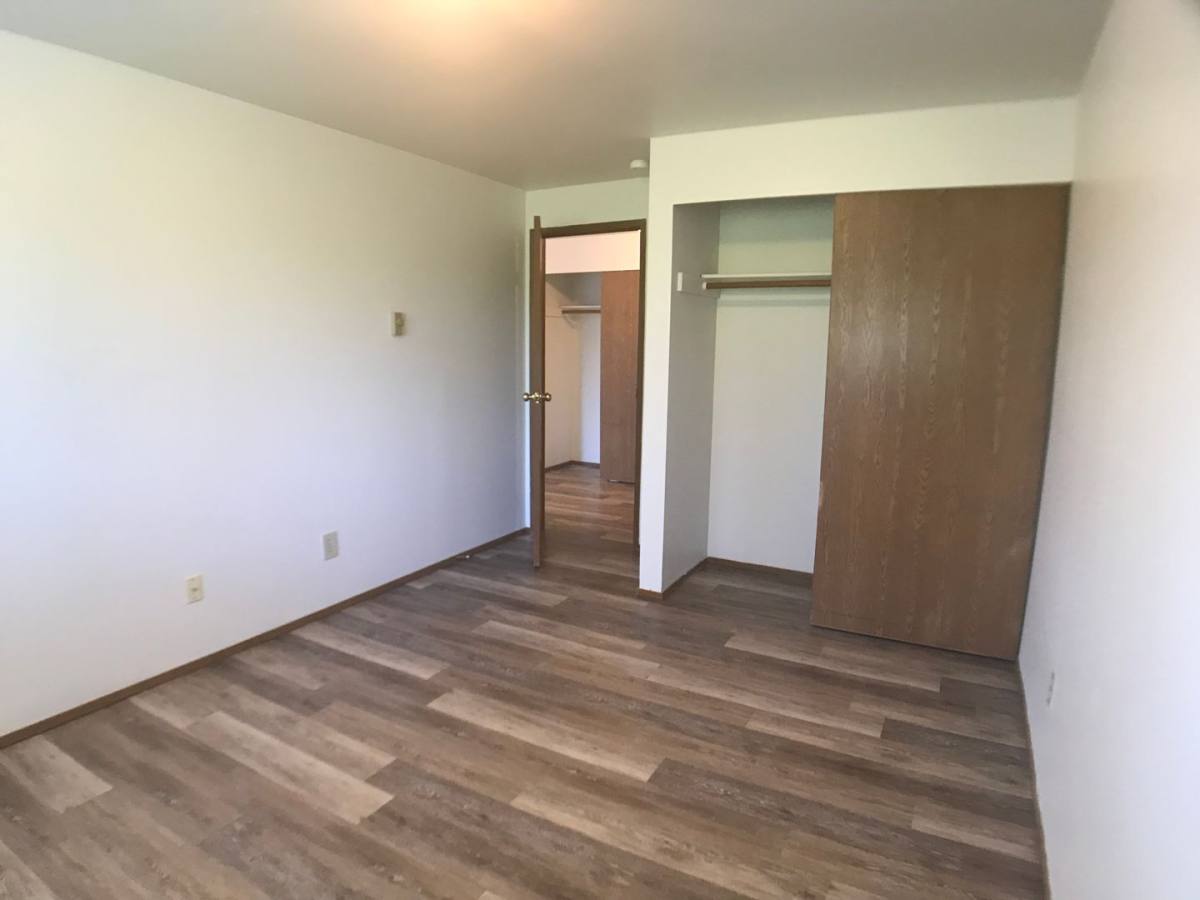 Apartment for rent at 17120 15th Ave NE, Seattle, WA 98155