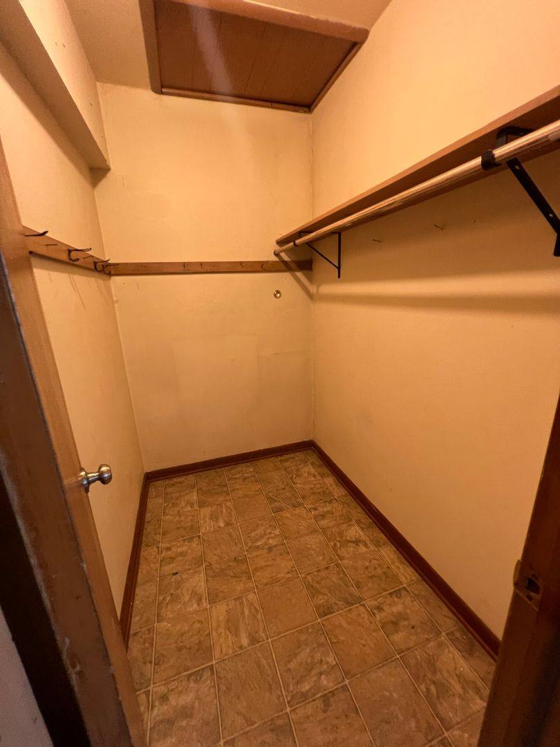 Apartment for rent at 515 W Oak St, Sparta, WI 54656
