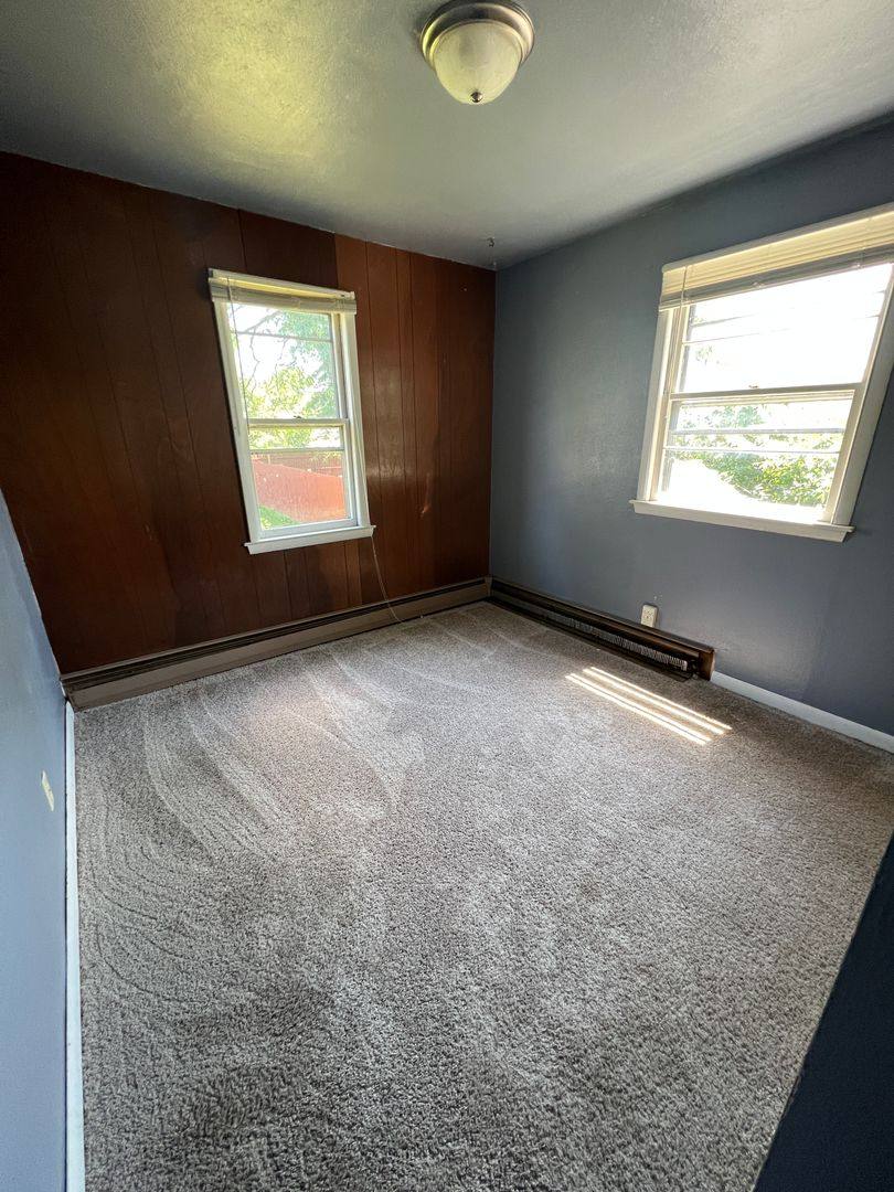 Apartment for rent at 515 W Oak St, Sparta, WI 54656