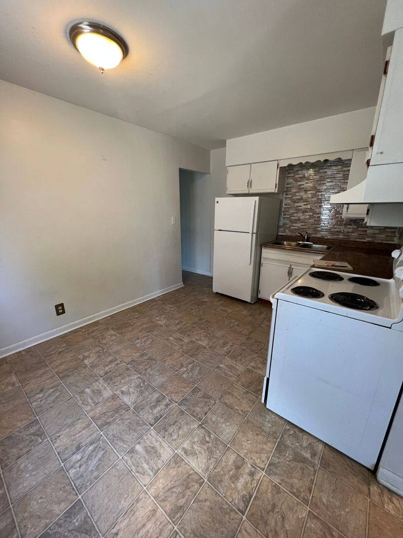 Apartment for rent at 515 W Oak St, Sparta, WI 54656