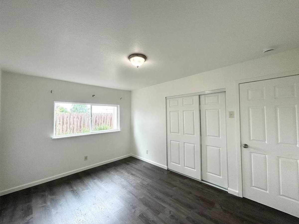 Apartment for rent at 3800 Waller Ave, Richmond, CA 94804