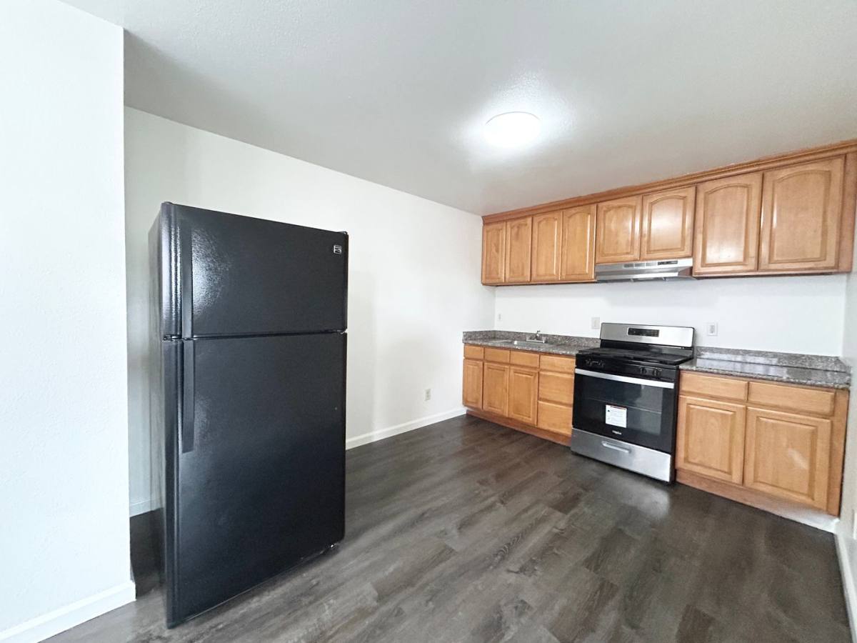 Apartment for rent at 3800 Waller Ave, Richmond, CA 94804
