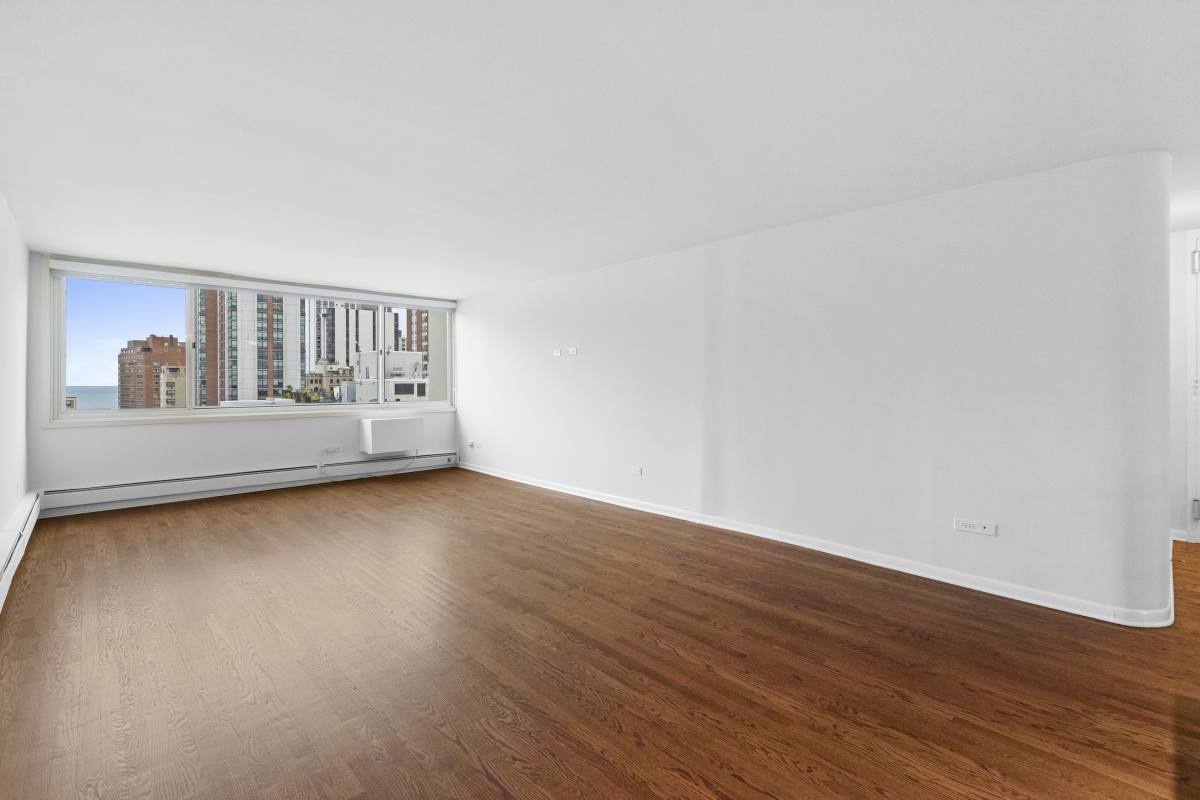 Apartment for rent at 1344 N Dearborn, Chicago, IL 60610