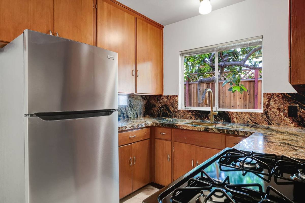 855 Park Dr, Mountain View, CA 94043 - Apartment for Rent - Image 6