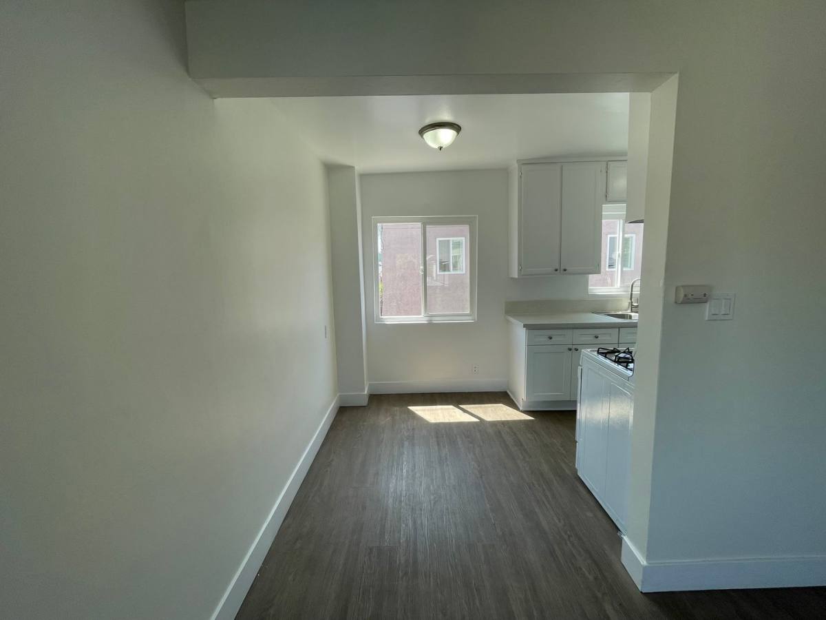 Apartment for rent at 1101 St Louis Ave, Long Beach, CA 90804