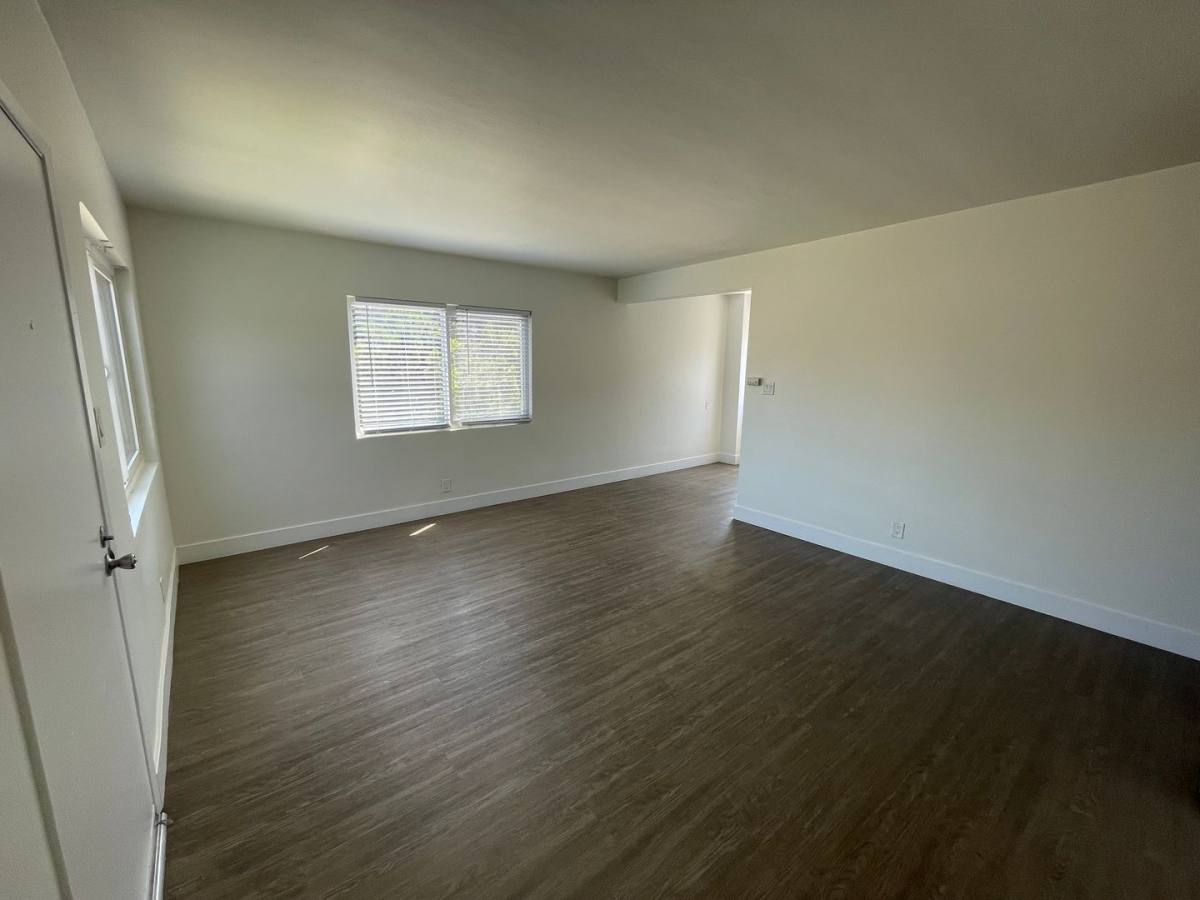 Apartment for rent at 1101 St Louis Ave, Long Beach, CA 90804