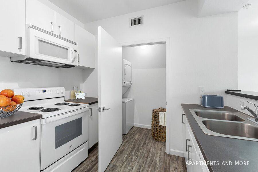 Apartment for rent at 1654 Post Rd #1, San Marcos, TX 78666