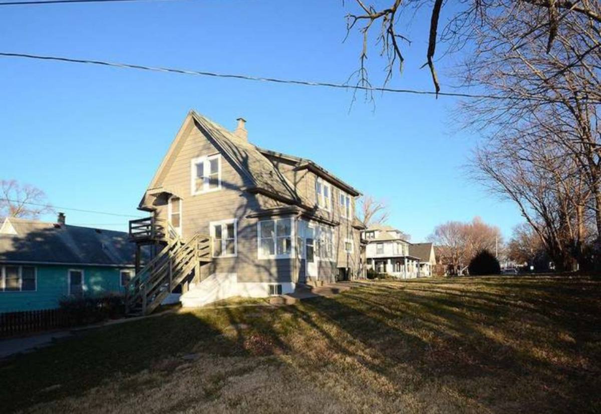 House for rent at 3403 Arbor St, Omaha, NE 68105