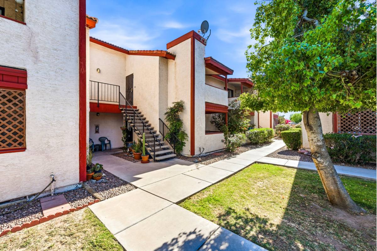 Apartment for rent at 4211 E Palm Lane, Phoenix, AZ 85008