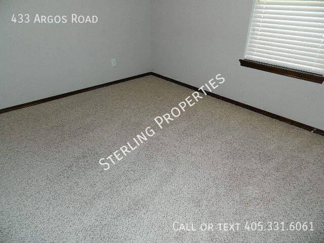 House for rent at 433 Argos Rd, Yukon, OK 73099