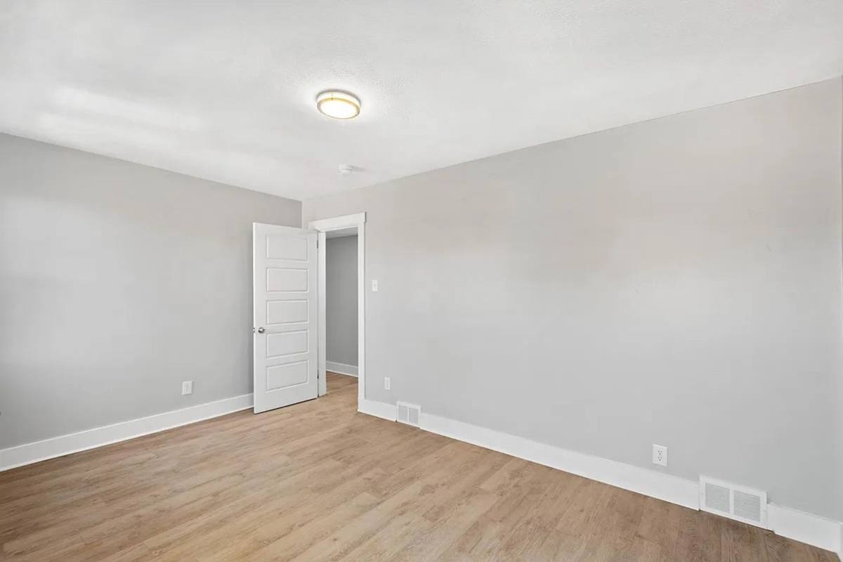 Apartment for rent at 408 E 8th Ave, Homestead, PA 15120