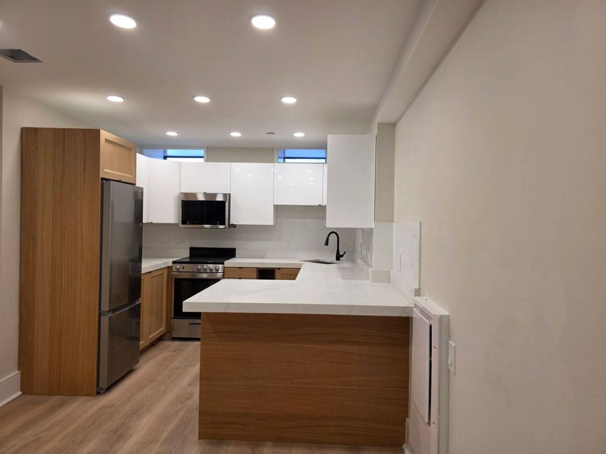 Apartment for rent at 18D Winchester St #2D, Boston, MA 02116