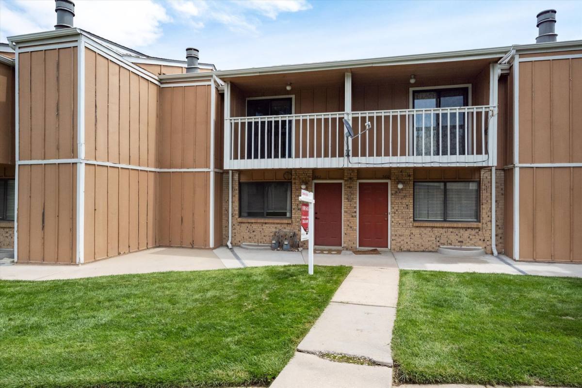 Townhouse for rent at 562 Vance St, Denver, CO 80226