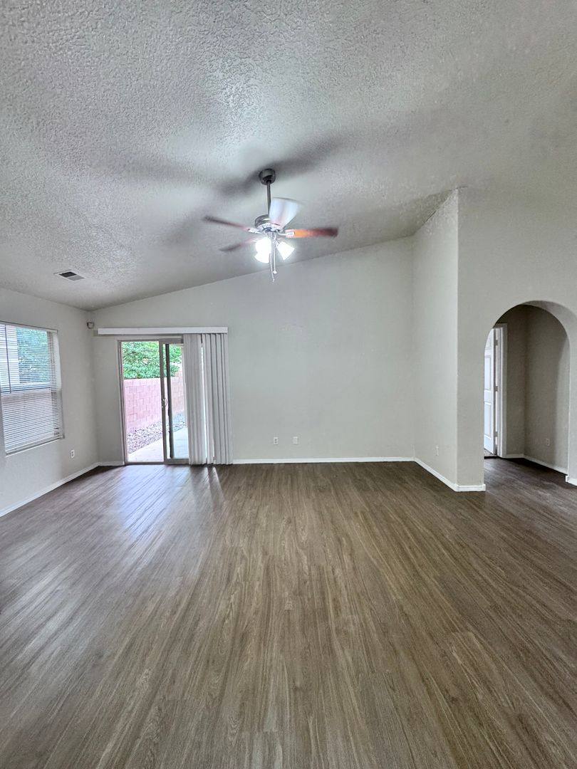 House for rent at 800 Prairie Sage Court SW, Los Lunas, NM 87031