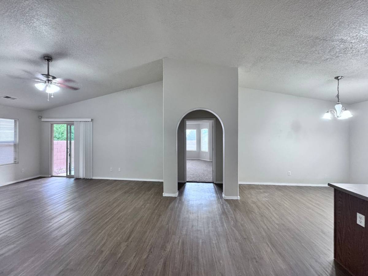 House for rent at 800 Prairie Sage Court SW, Los Lunas, NM 87031