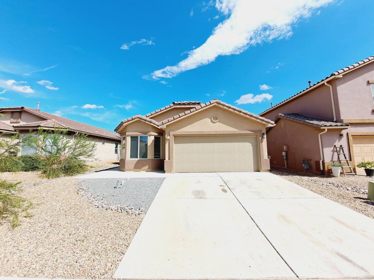 House for rent at 800 Prairie Sage Court SW, Los Lunas, NM 87031
