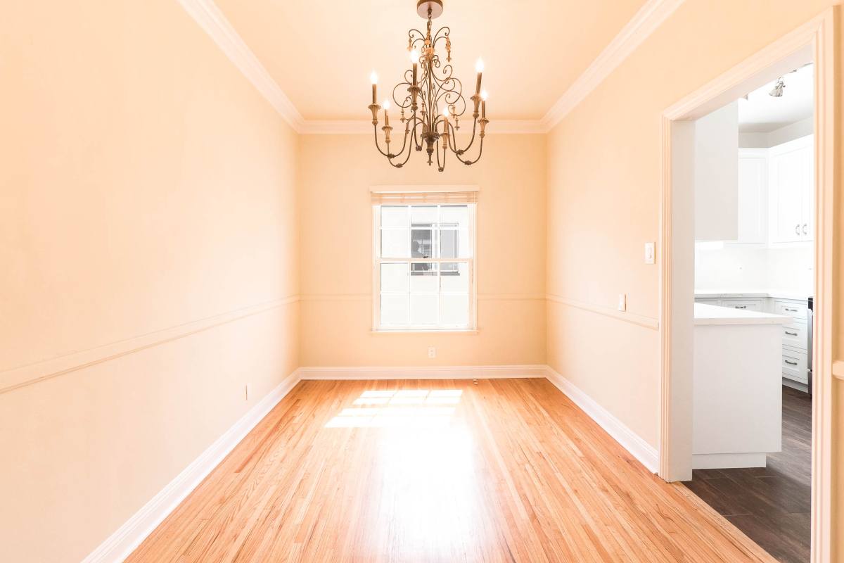 Apartment for rent at 1056 S Genesee Ave #4, Los Angeles, CA 90019