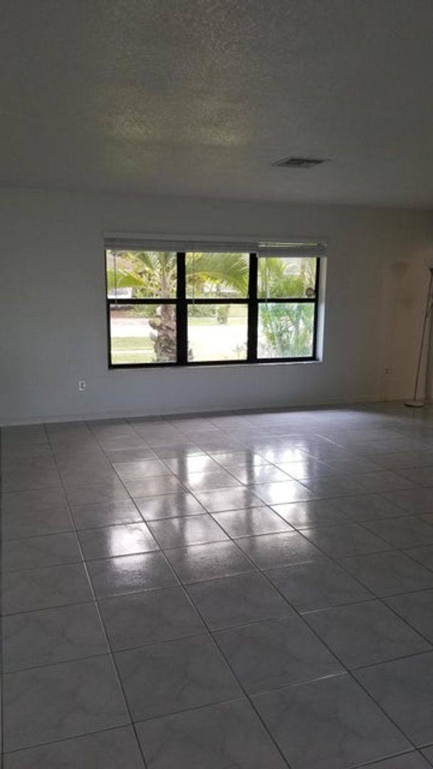 House for rent at 14507 Larkspur Lane, Wellington, FL 33414