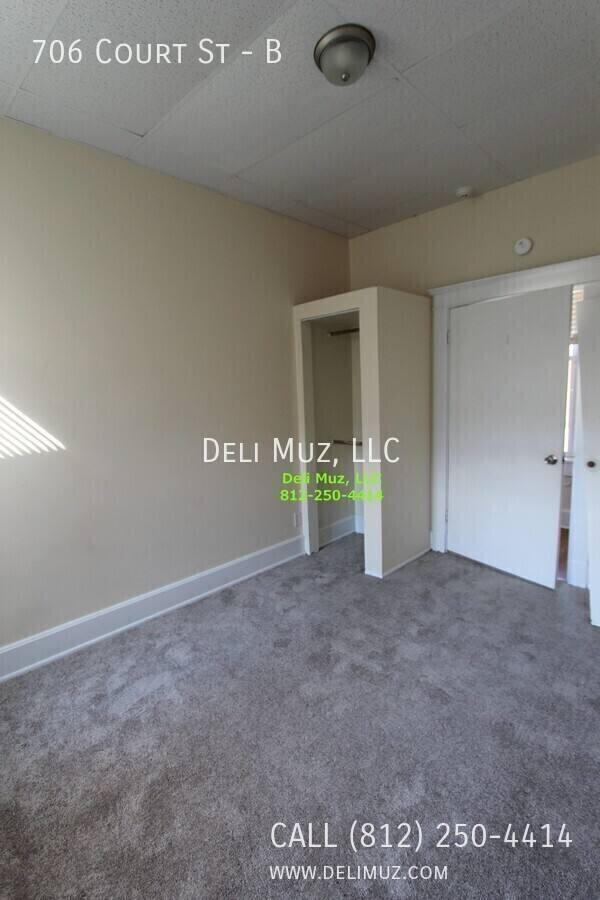 Apartment for rent at 706 Court St #B, Evansville, IN 47708