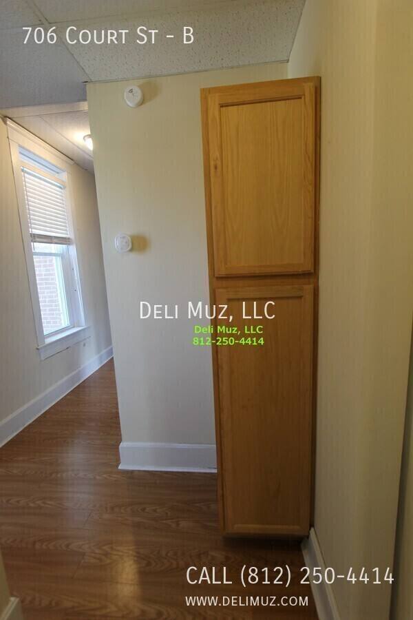 Apartment for rent at 706 Court St #B, Evansville, IN 47708