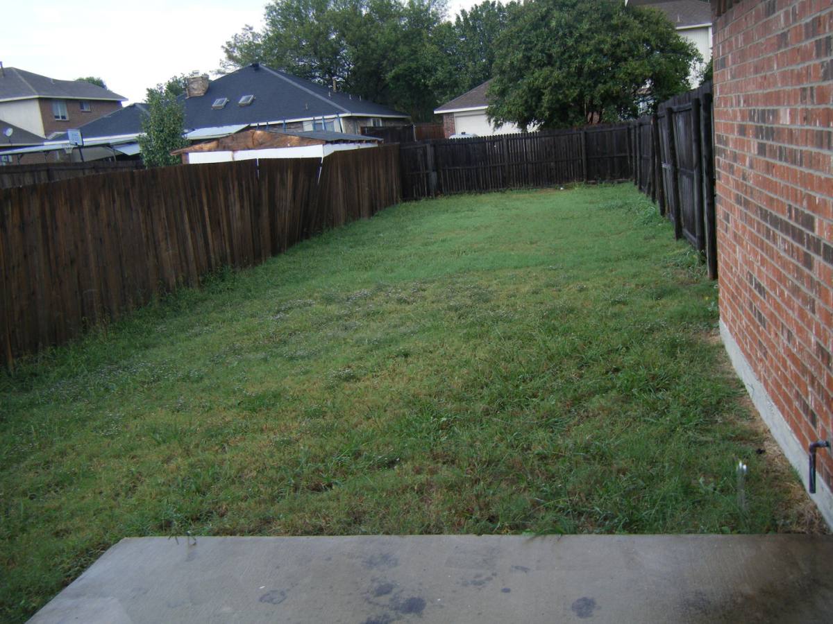 House for rent at 737 El Dorado Dr, Desoto, TX 75115