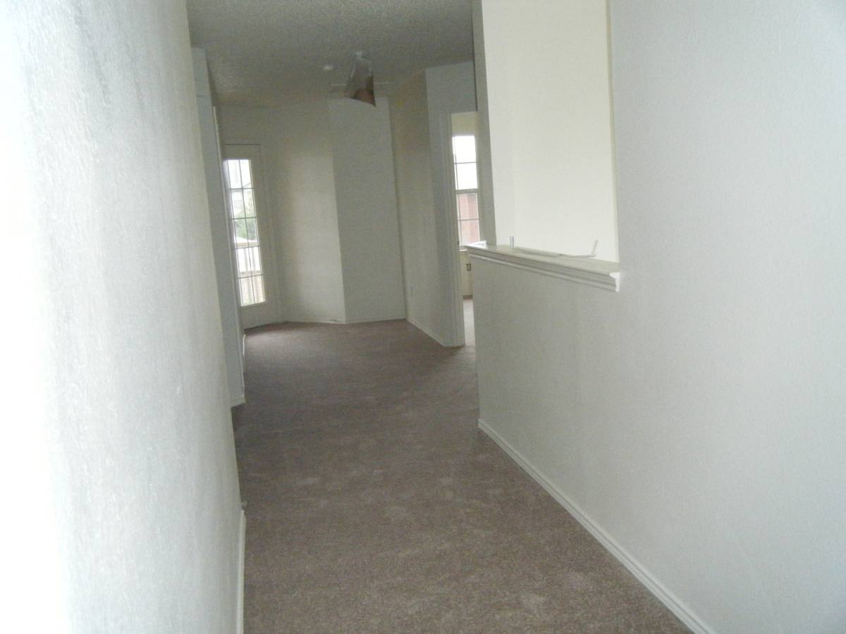 House for rent at 737 El Dorado Dr, Desoto, TX 75115