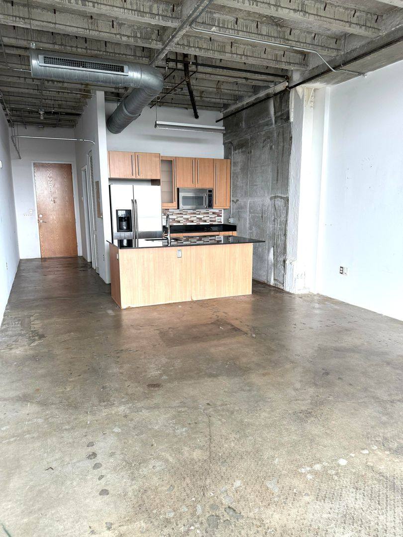 Apartment for rent at 8101 Biscayne Blvd #410, Miami, FL 33138