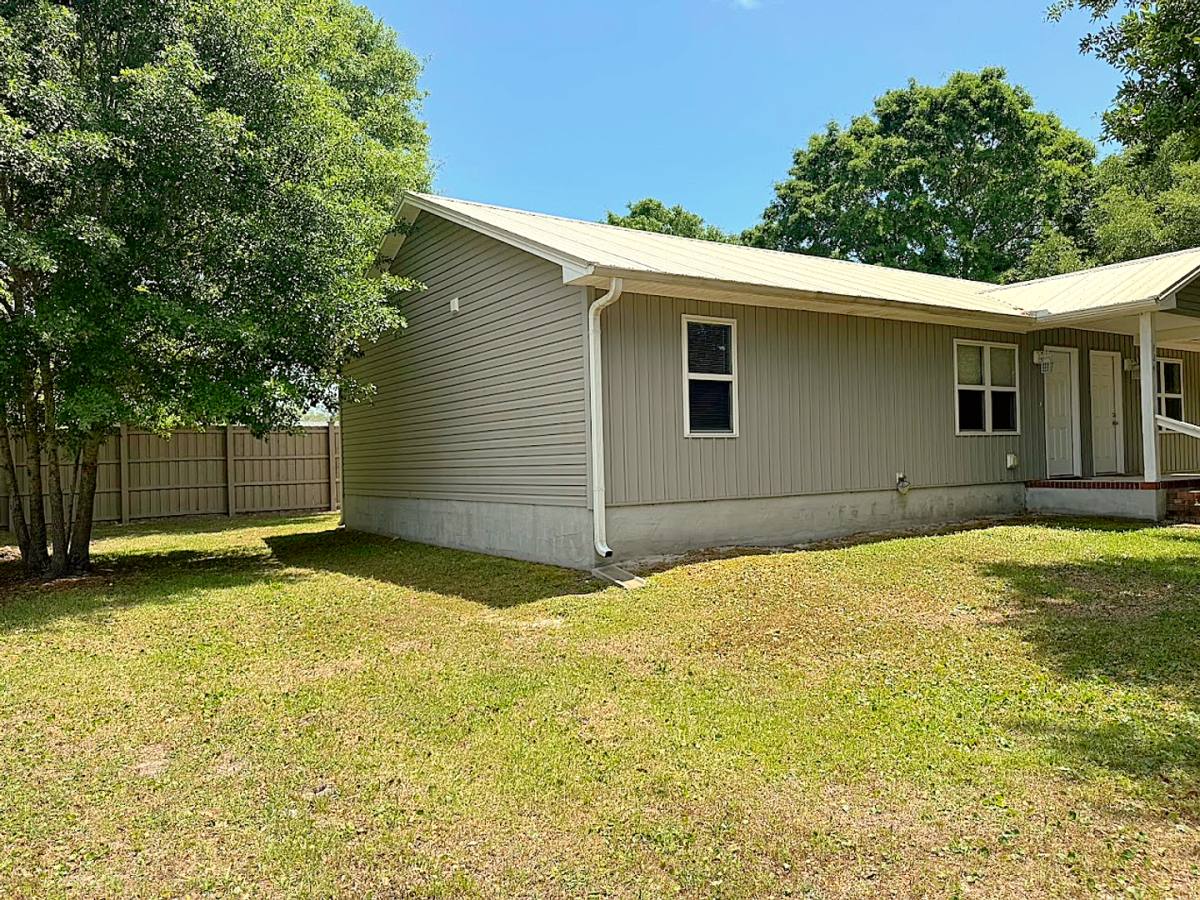 House for rent at 124 Summerlin Lane, Holly Ridge, NC 28445