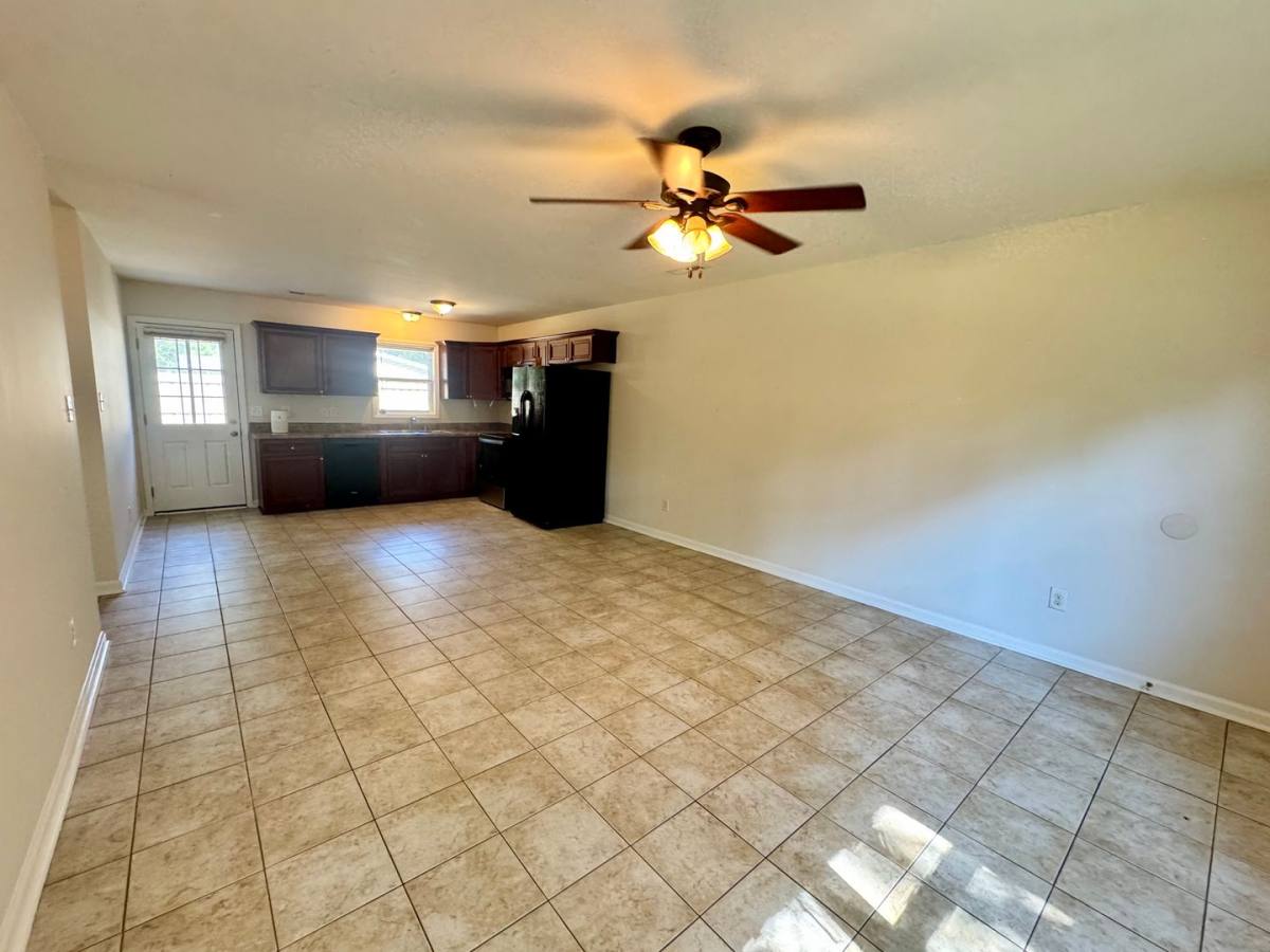 House for rent at 124 Summerlin Lane, Holly Ridge, NC 28445