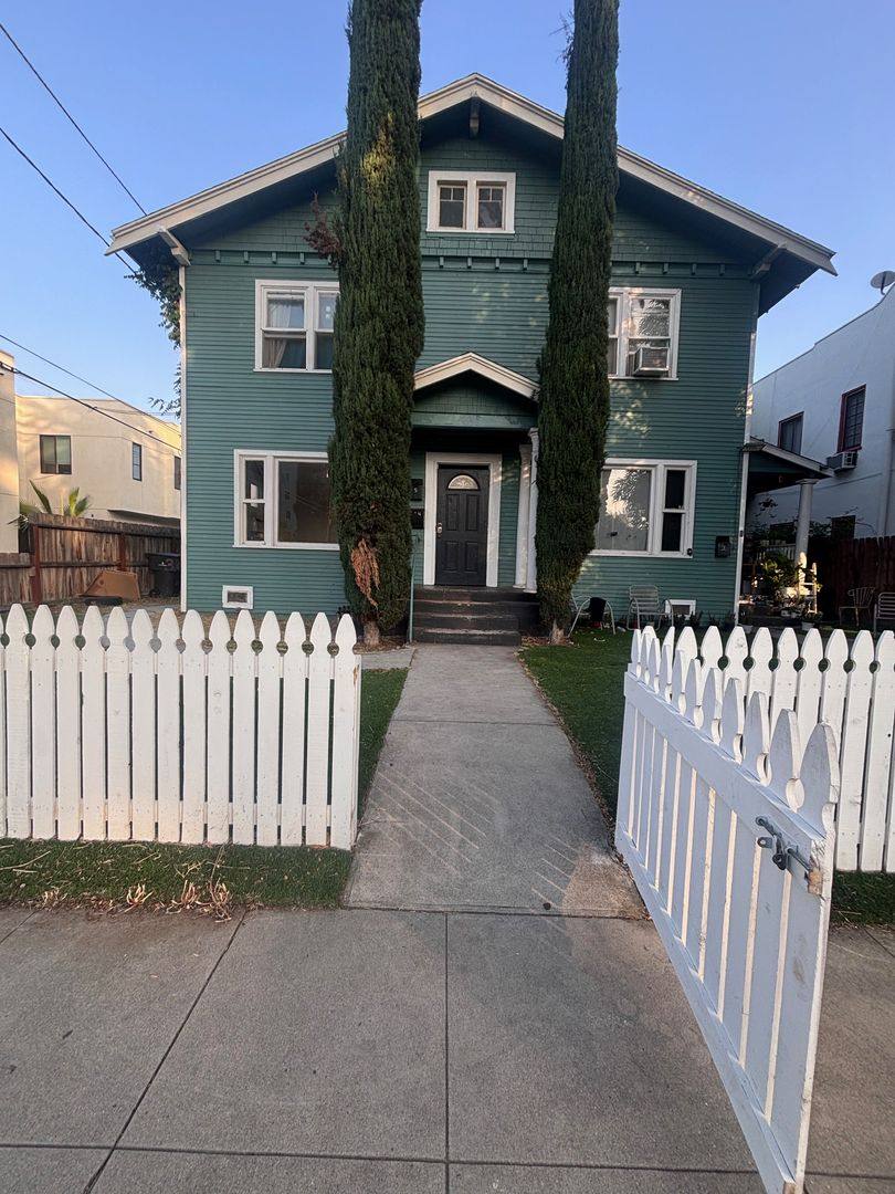 Apartment for rent at 3635 Chestnut St, Riverside, CA 92501
