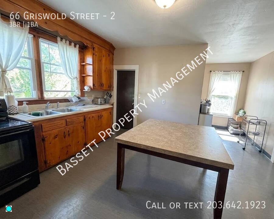 Apartment for rent at 66 Griswold St #2, Meriden, CT 06450