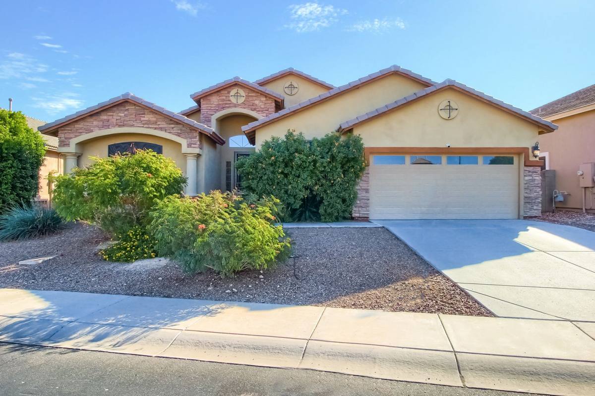 House for rent at 9007 S 10th Dr, Phoenix, AZ 85041